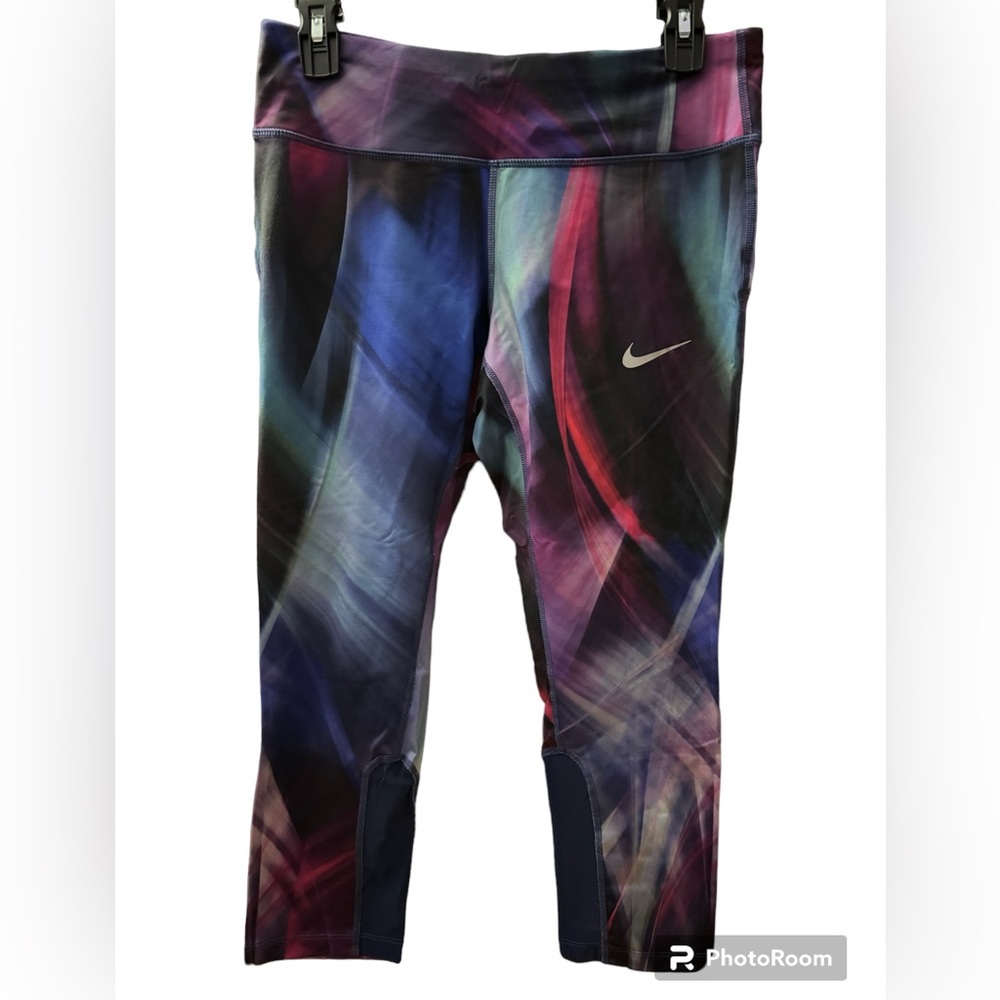 Nike capri leggings